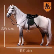 Classic Direct Sale German Hannover Warm Blood Horse Model Ornaments 1/6 Soldier Mount Battle Horse 