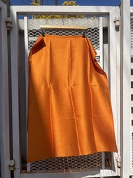ผ้าคลุมไหล่ผ้าไหม สำหรับพระสงฆ์ ไหมแท้ ยกดอก ลูกแก้ว ขนาด 60x200ซม. (รวมครุย) สีส้มราชเข้ม รหัส ZYB-NY0419661