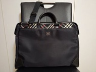 Burberry Nova Check Black Synthetic Handbag Authentic 公事包