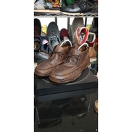 American brand ariat boots size 44
