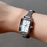 Watchtime นาฬิกาข้อมือผู้หญิงยี่ห้อ DW ทรงเหลี่ยมมาใหม่ สายใส่ง่ายไม่ต้องตัดสาย พร้อมกล่องเซ็ตแถมฟรี