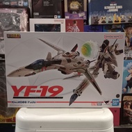DX CHOGOKIN BANDAI BIG WEST MACROSS PLUS YF-19 ISAMU ALVA DYSON USE