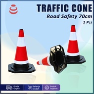 TERLARIS TRAFFIC CONE RUBBER 30 50 70 CM KERUCUT LALU LINTAS PEMBATAS JALAN SAFETY RUBBER HITAM MERA