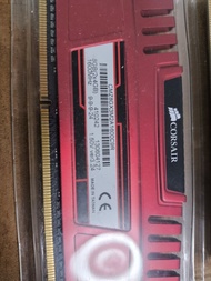 Corsair 8GB (2x4GB) DDR3 1600MHz 紅色記憶體