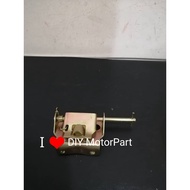 EX5 SEAT LOCK BRACKET EX5 SEAT INNER CATCH EX5 SEAT LOCK STAY EX5HP DREAM SEAT BRACKET EX5 KAKI LOCK