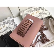 DIOR DIOR Bag DIOR Bag DIOR Female Bag DIOR Saddle Bag DIOR Three Grid DIOR 5 Grid DIOR Badge Style 