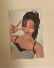 IVE WONYOUNG AMUSE 小卡
