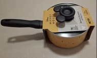 MEYER X DISNEY 
16cm/1.4L COVERED SAUCEPAN(美亞迪士尼有蓋不黏單柄鍋)