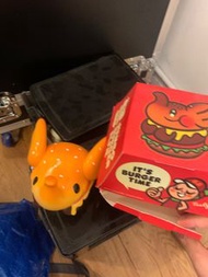 Unbox burger 漢堡象公仔