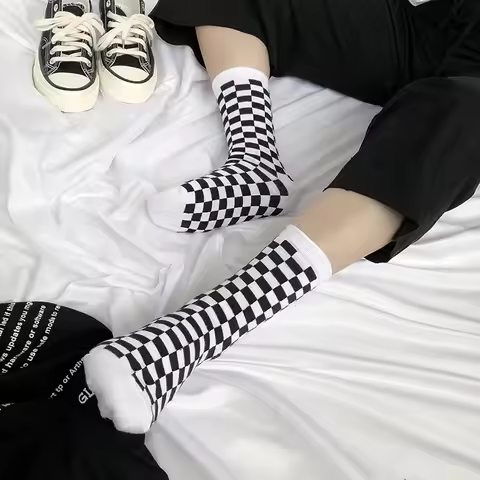 Korea Funky Harajuku Trend Women Checkerboard Socks Geometric Checkered Socks Men Hip Hop Cotton Uni