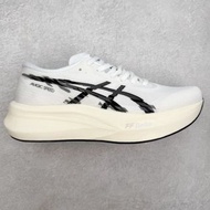 Asics Magic Speed 4
