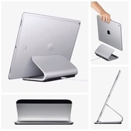 Logitech base iPad pro