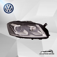 VOLKSWAGEN PASSAT B7 HEADLIGHT/ HEADLAMP/ LAMPU DEPAN (ORIGINAL USED PART)