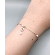 Slim gold-plated silver bracelet with AGETE charm and 3 Japanese-selected small egg pearls