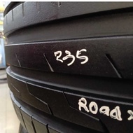 USED TYRE TAYAR 235/45R17 ROADX ( 25YEAR) 90% 1PCS