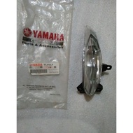 Original Vega ZR left front turn signal lamp part code 5D9 H3310 10