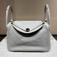 Hermes愛馬仕Lindy30冰川白銀扣手提包