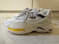 FILA TRACER 老爹鞋