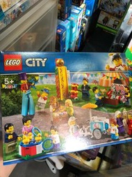 包順豐到付 🎢 LEGO City 60234 Fun Fair 嘉年華 遊戲攤 樂園 暑期  遊樂場 園遊會 冰淇淋三輪車 射擊遊戲 臉部彩繪 布偶熊 踩高蹺 鴨池環投擲 力量測試 玩具 樂高 積木