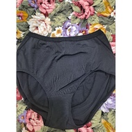 wacoal Panties Size M Used (Rubber Waistband Expand)