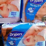 96 PCS DRYPERS NEWBORN WEE WEE DRY (4 PEK)