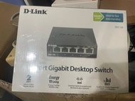 D-Link DGS-105 五端口千兆桌面交換機全新未開封。D-Link 5-Port Gigabit Desktop Switch FSS-105 功能正常，交收後不退不換 ，元朗安興街附近交收