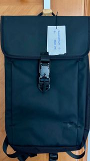 Waveit 環保黑色背包 14L