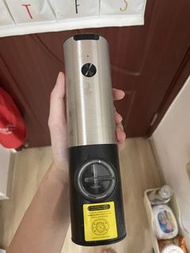 電動胡椒研磨器