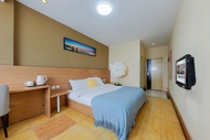 Yanlin Hotel Chain (Handan Zhaoyuan Park South Gate, Handan Road Branch)