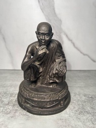 龍婆冠供奉型