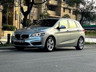 🎖️2015年式總代理BMW  218i 汽油1.5🎖️ ✔️ECO PRO節能模式💯✔️引擎自動啟閉系統💯✔️寬敞、舒適乘坐空間💯🤩❤️可全額貸低月付輕鬆繳無負擔‼