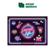 TWICE - 2023 SEASONS GREETING