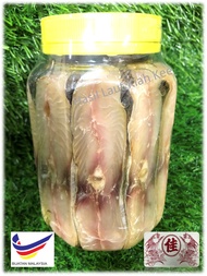 Tenggiri Salted Fish (Botol) Ikan Masin Tenggiri (Botol) 梅香马鲛鱼肉(塑罐)