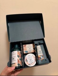 The Body Shop 潤膚禮盒裝
