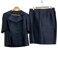 Akris Skirt silk dark Navy Women Direct from Japan Secondhand