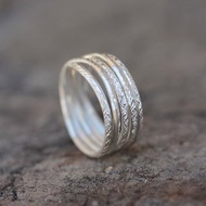 Criss cross handmade wraparound silver ring with hammered texture (R0031)