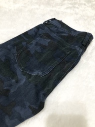 celana UNIQLO singapore original size S preloved second bekas celana