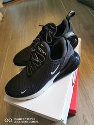 Nike Women 270 Air Max