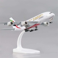 1: 400 Airplane Model Alloy Union Emirates a380 Vacuum Guest with Wheel Passenger Airplane Decoratio