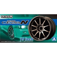 Car Model 1/24 Aoshima 19 inch Wheel - Volk Racing CE28 Plamo Modelkit Sport Rims