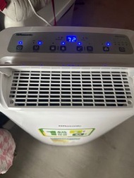 Rasonic 抽濕機，有保養over 6個月