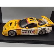[Ready Stock] AUTOart AUTOart AUTOart Brand New Unopened Alloy 1/18 Corvette C5-R ALMS 2000 #3(((Sli