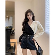 Mini shop (M1241) Two-Tone Knitted Shirt Long Sleeves Loose V-Neck -C