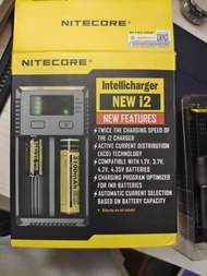 Nitecore I2 充電器