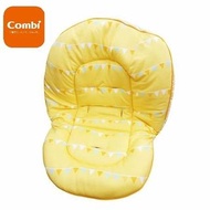 賣左過千套啦! 經常有朋友搵! Combi 日本原廠餐椅套, 黃/綠Highchair Cushion, 全新食野出汗好易整污糟, 舊, 洗左坐墊又無得用😣買多個坐墊替換一下😃Combi, Nemul