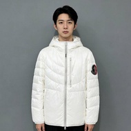 Moncler 薄款羽絨外套 1碼 99新配件塵袋