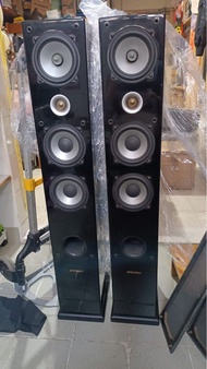 Sansui 山水座地喇叭