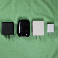 USB 充電器共四隻 輸出5V 2A max及5V 1A max