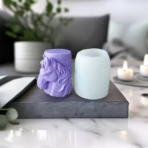 1 piece, Elk Black bear horse sky Wolf cylindrical candle mold Aromatherapy plaster hand-drop glue c