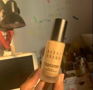 Bobbi Brown 粉底液防曬持久